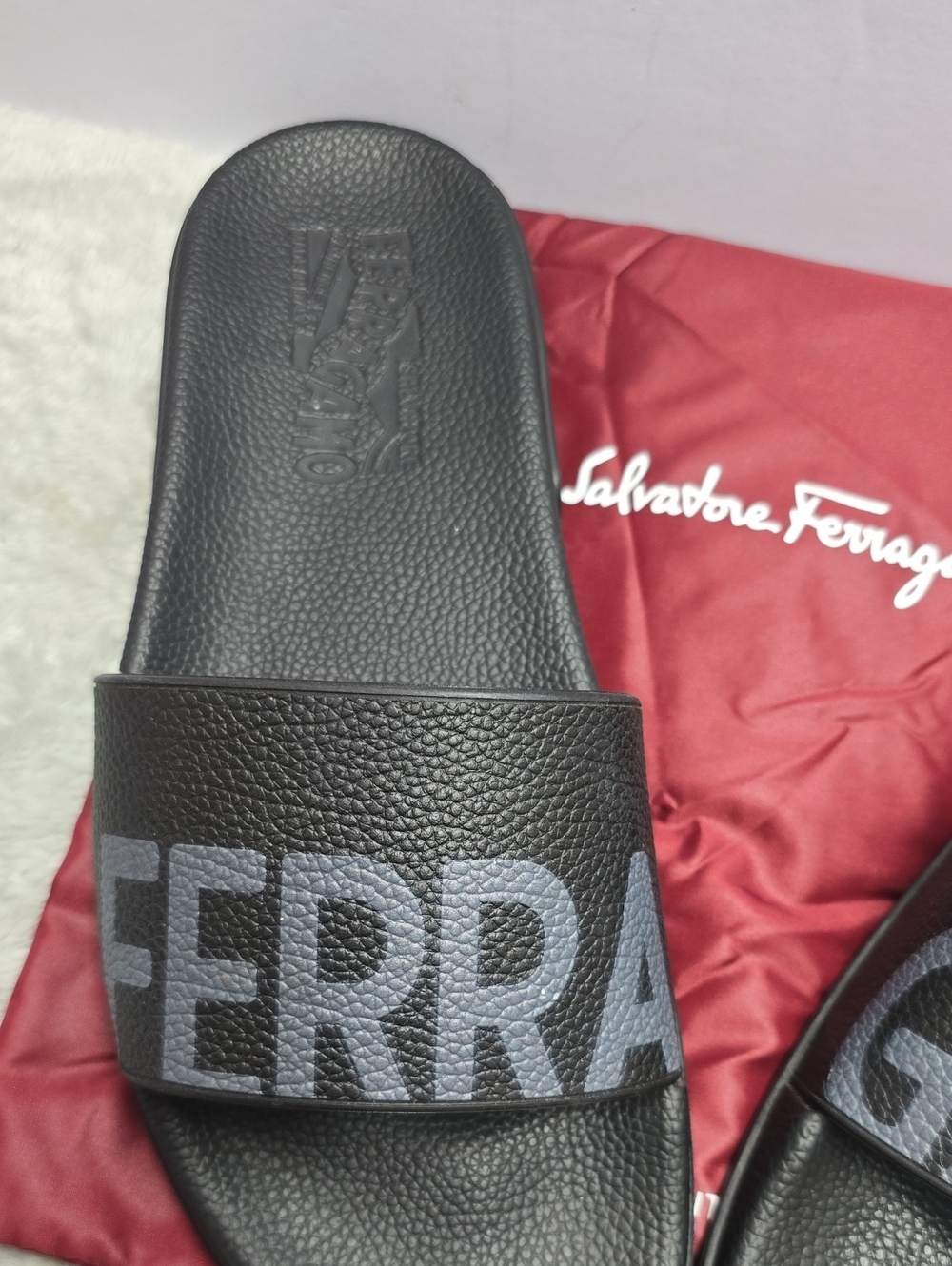 Salvadore Ferragamo - Picture 2 of 6